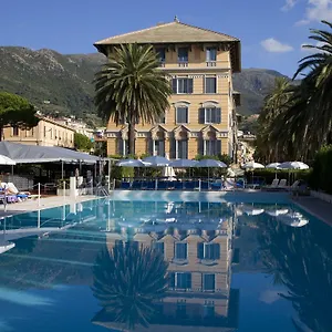 4* Hotel Grand